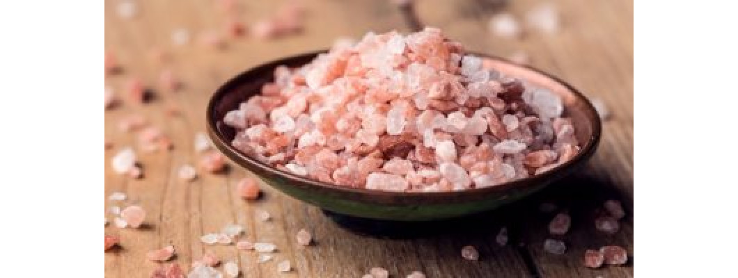 استخدامات وفوائد الملح البحري