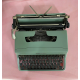 آلة كاتبة أثرية عربية إيطالية - Olivetti Lettera 32 