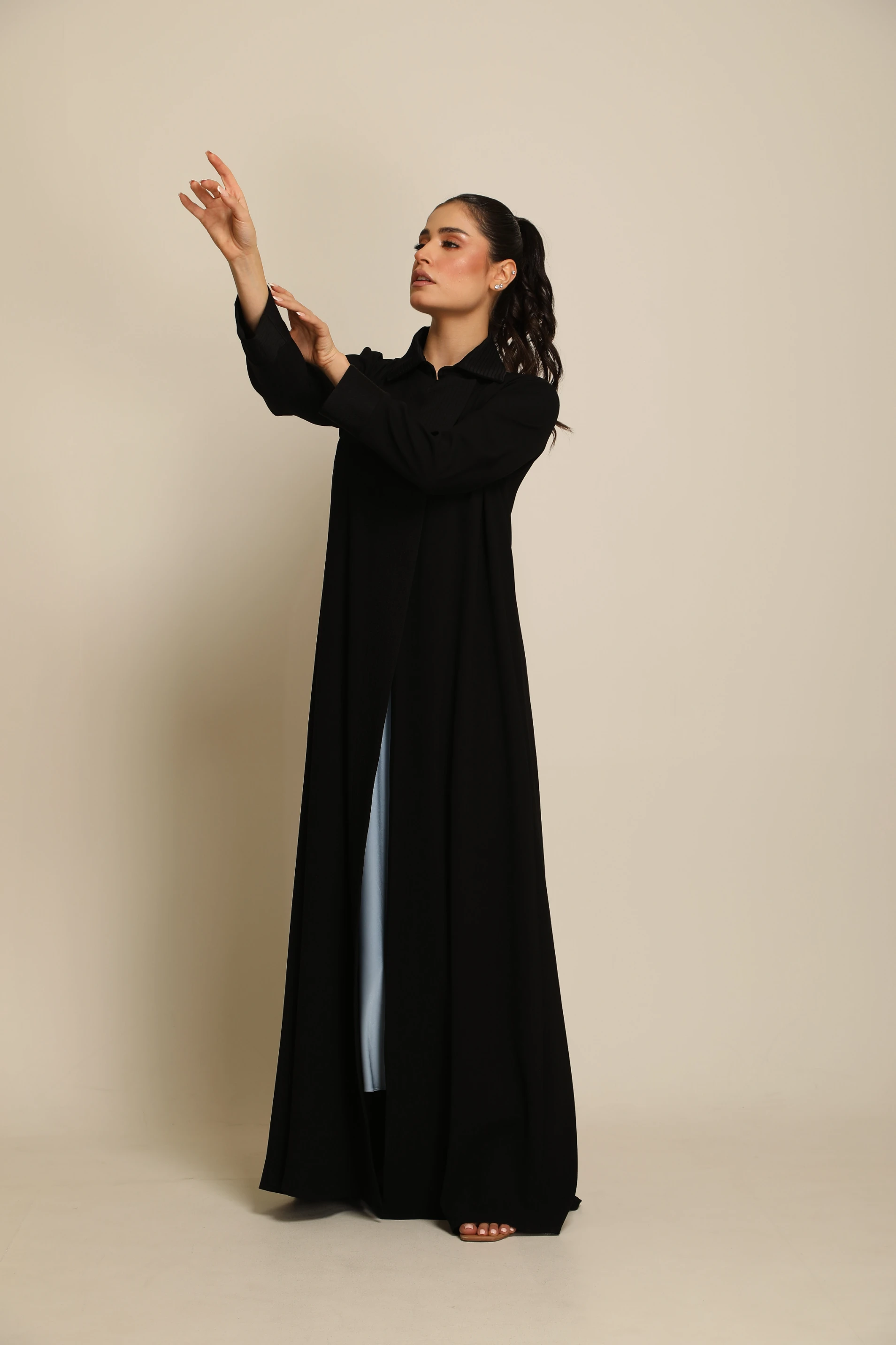 Soft crepe black Abaya 082 