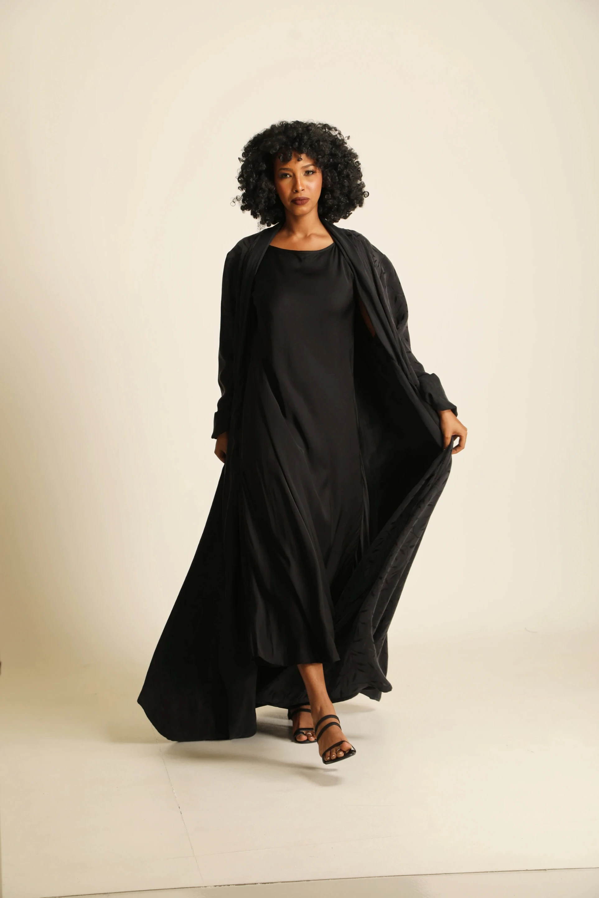 Heavy silk matt black Abaya 085